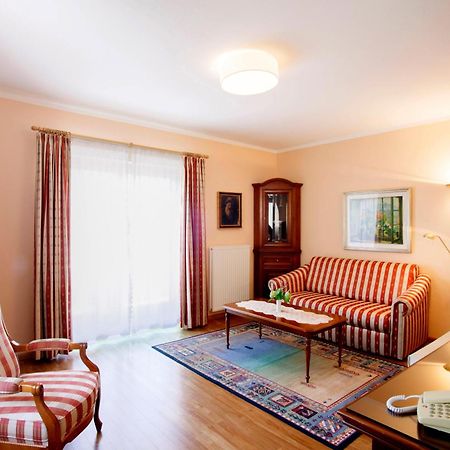 Hotel Foerstlerhof Postal / Burgstall ภายนอก รูปภาพ