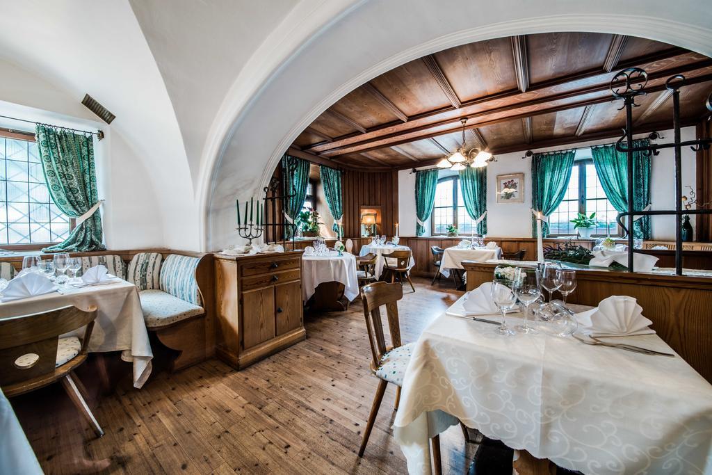 Hotel Foerstlerhof Postal / Burgstall ภายนอก รูปภาพ