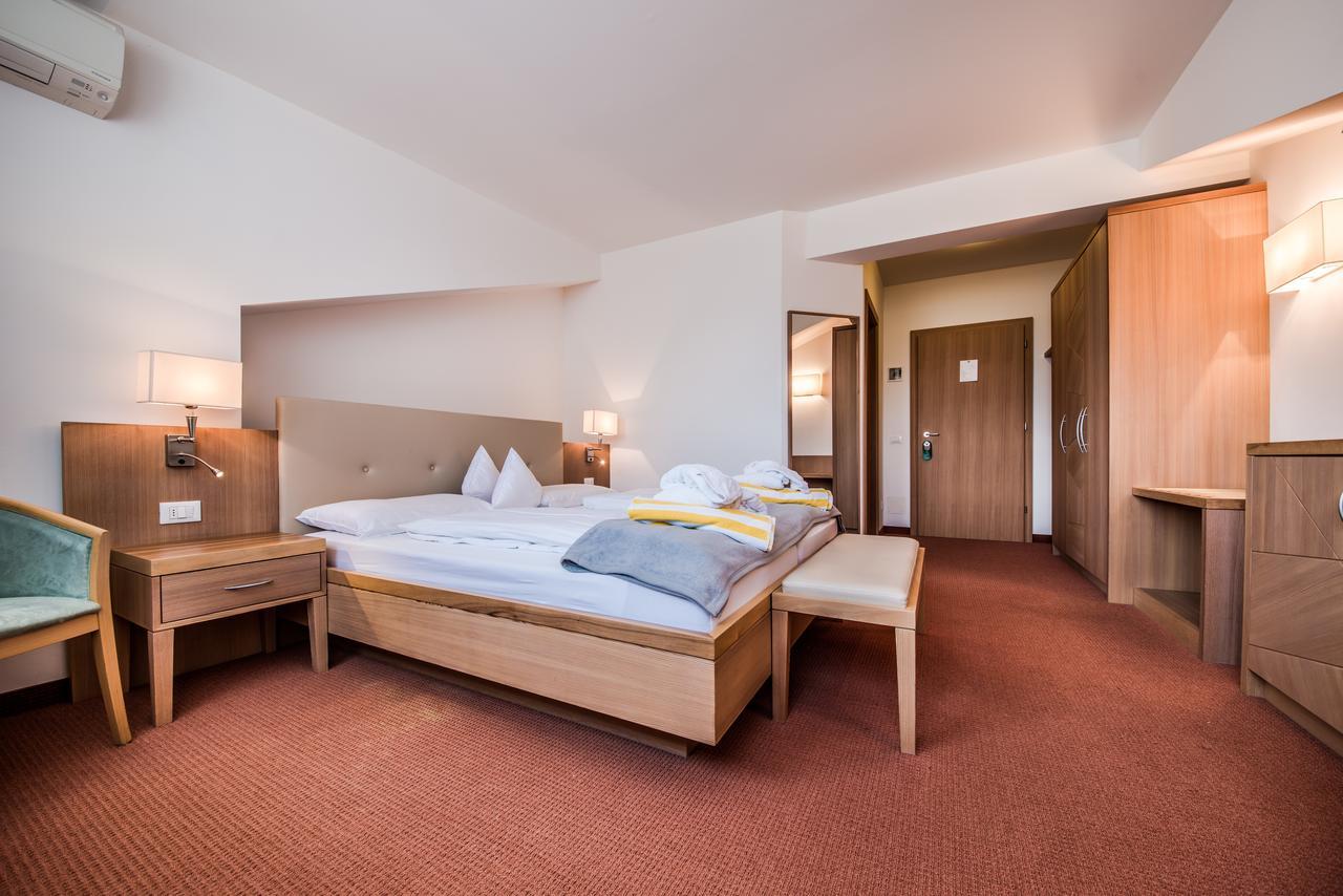 Hotel Foerstlerhof Postal / Burgstall ภายนอก รูปภาพ